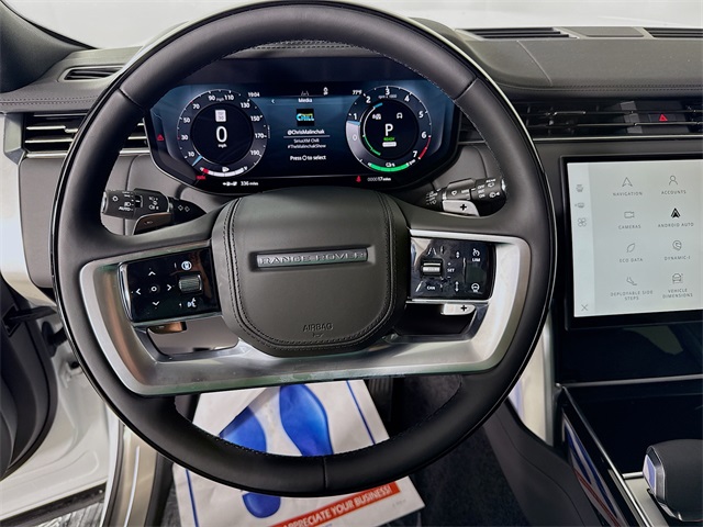 2025 Land Rover Range Rover SE photo 12