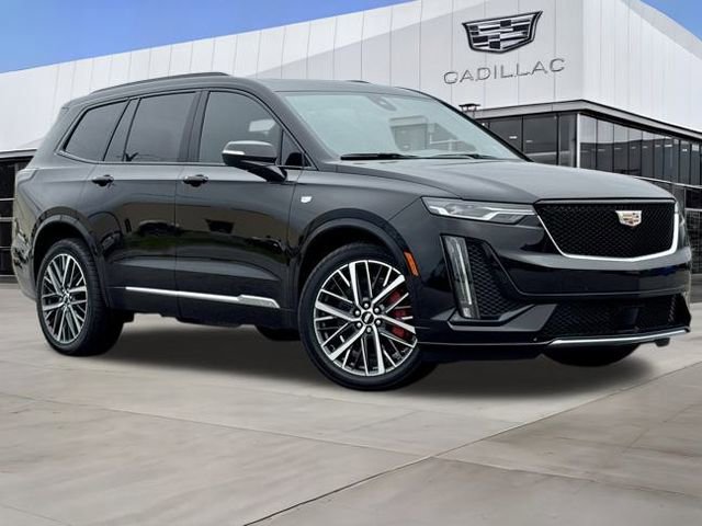 2025 Cadillac XT6 Sport photo 2