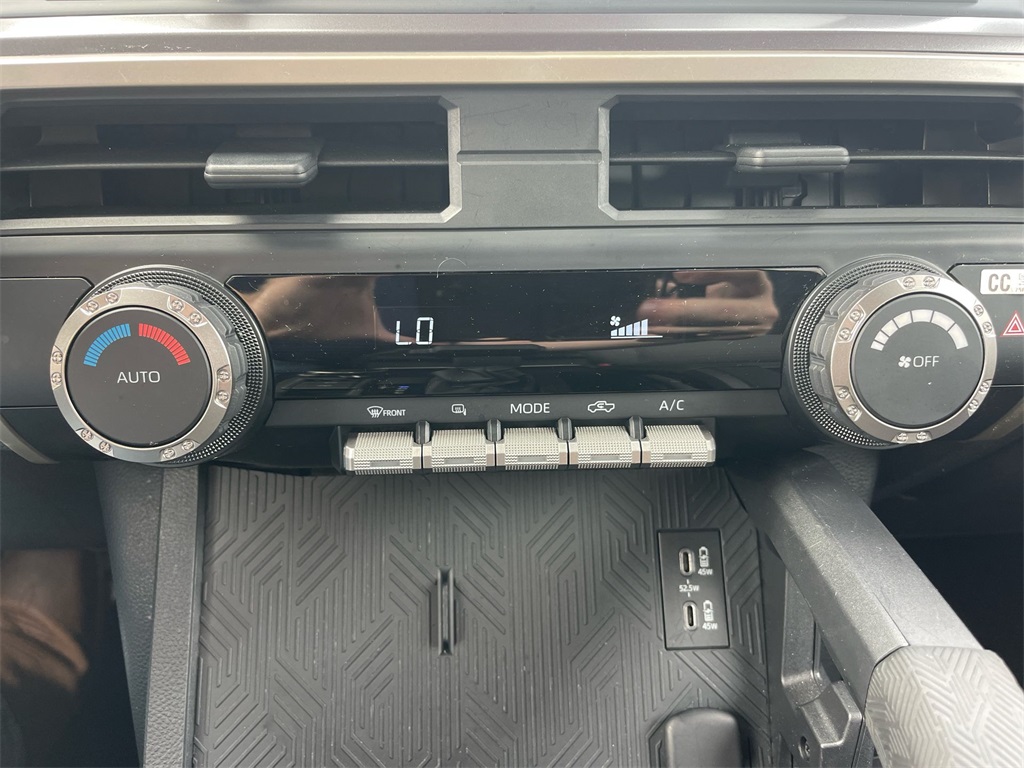 2025 Toyota Tacoma TRD Sport photo 15