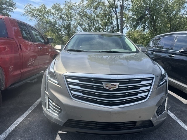2018 Cadillac XT5 Premium Luxury photo 2