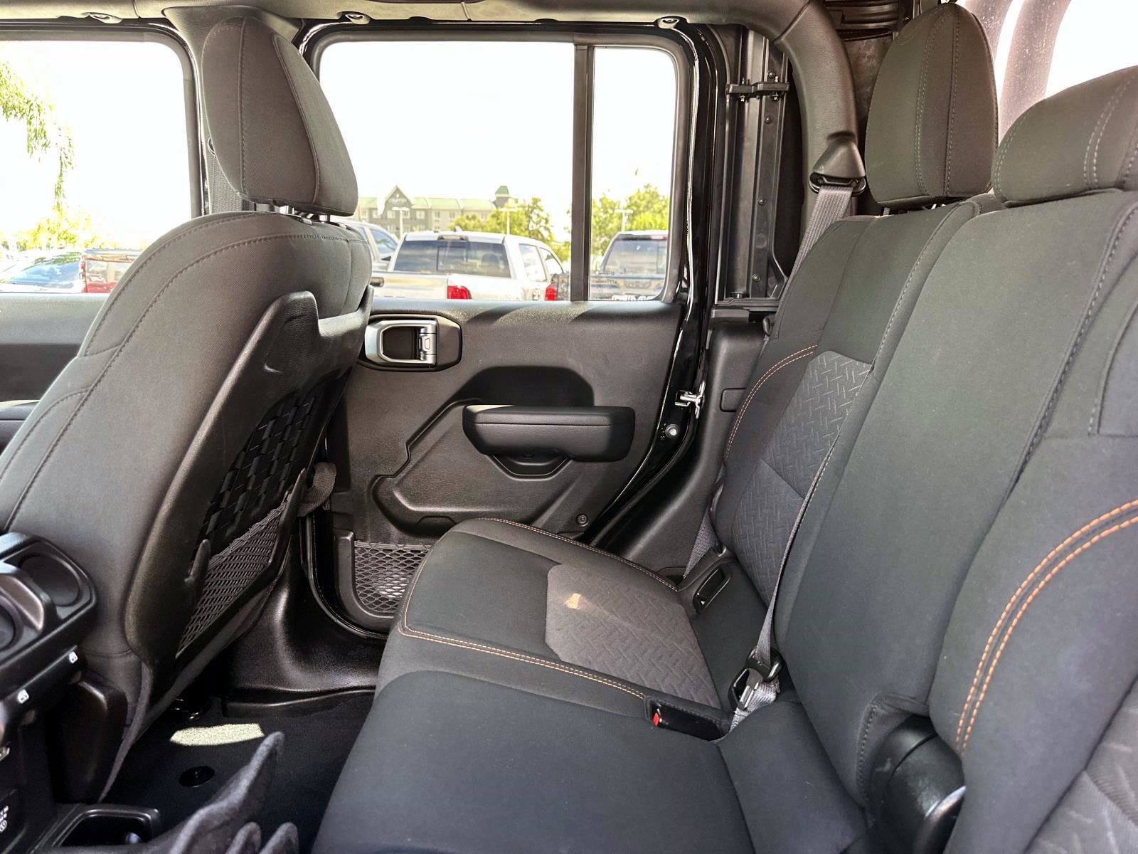 2022 Jeep Gladiator Mojave photo 12