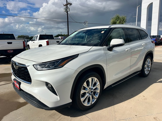 2020 Toyota Highlander Limited photo 3