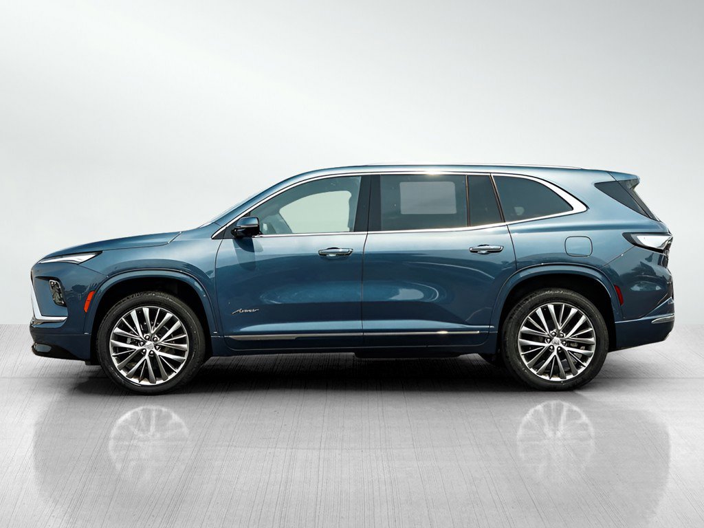 2026 Buick Enclave Avenir photo 3
