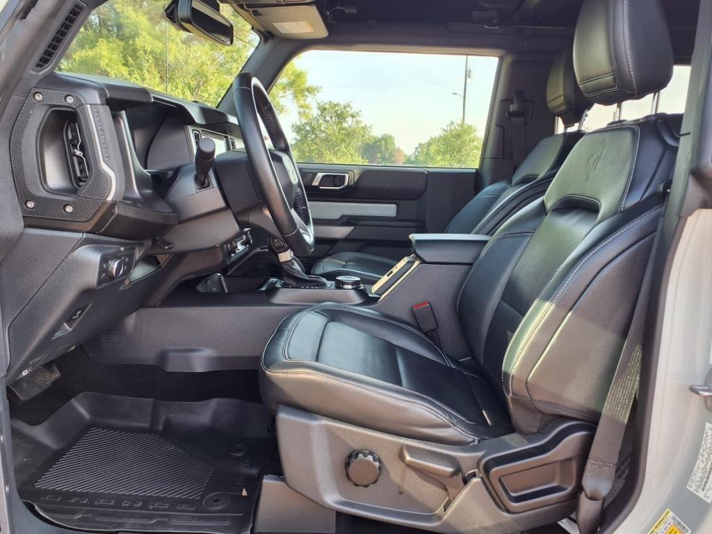 2021 Ford Bronco First Edition photo 3