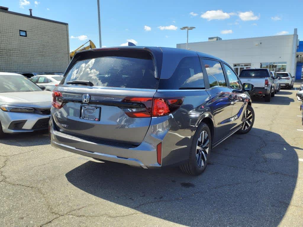 2026 Honda Odyssey EX-L photo 3
