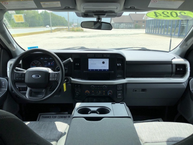 2024 Ford F-250 XLT photo 8