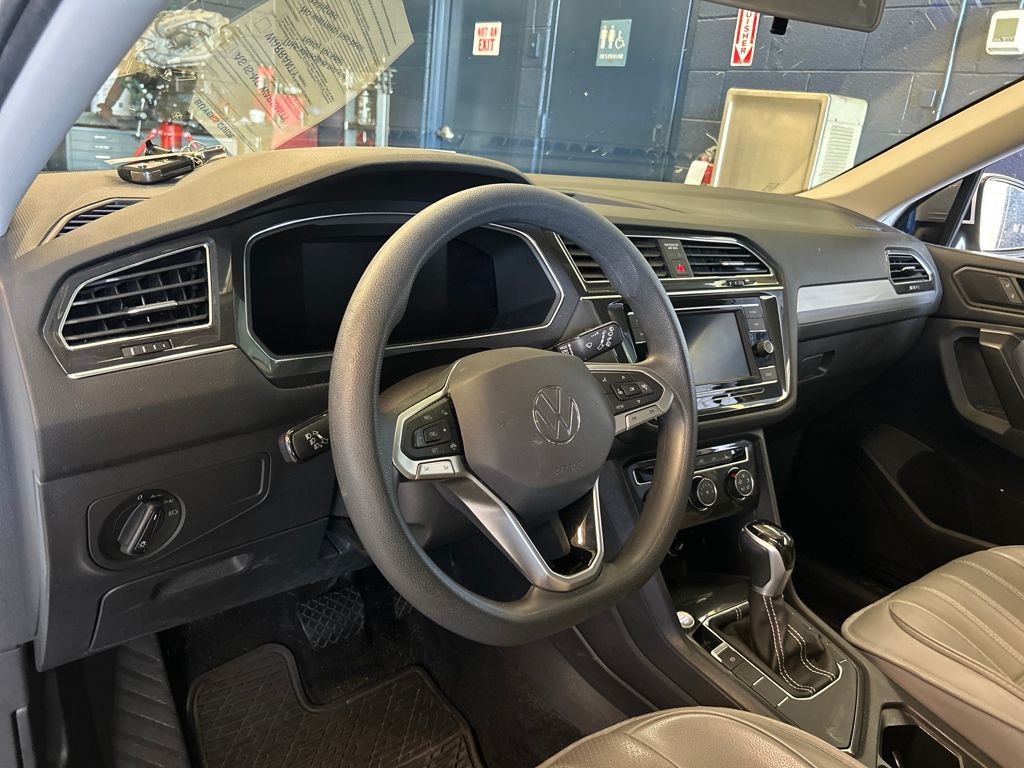 2022 Volkswagen Tiguan S photo 7