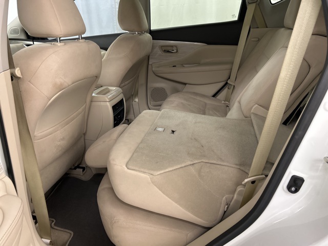 2015 Nissan Murano SV photo 18