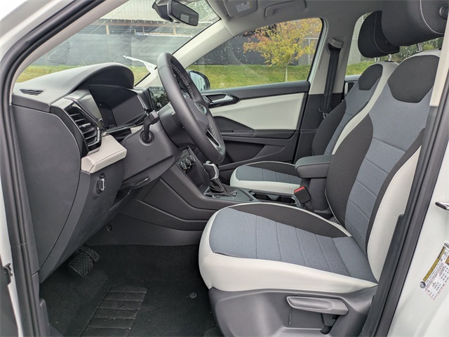 2025 Volkswagen Taos S photo 16