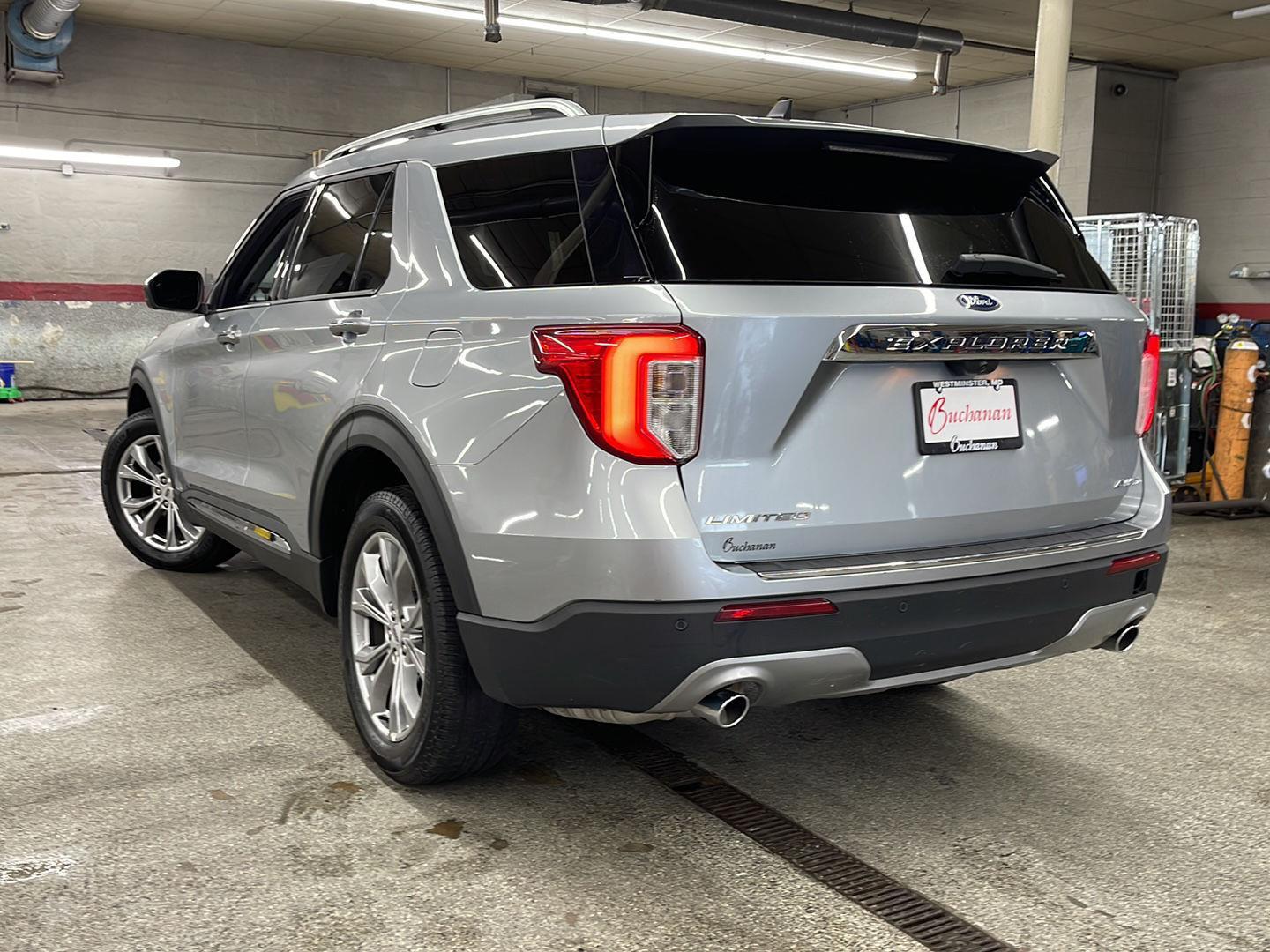 2023 Ford Explorer Limited photo 4