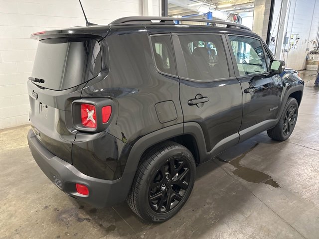 2022 Jeep Renegade Altitude photo 4