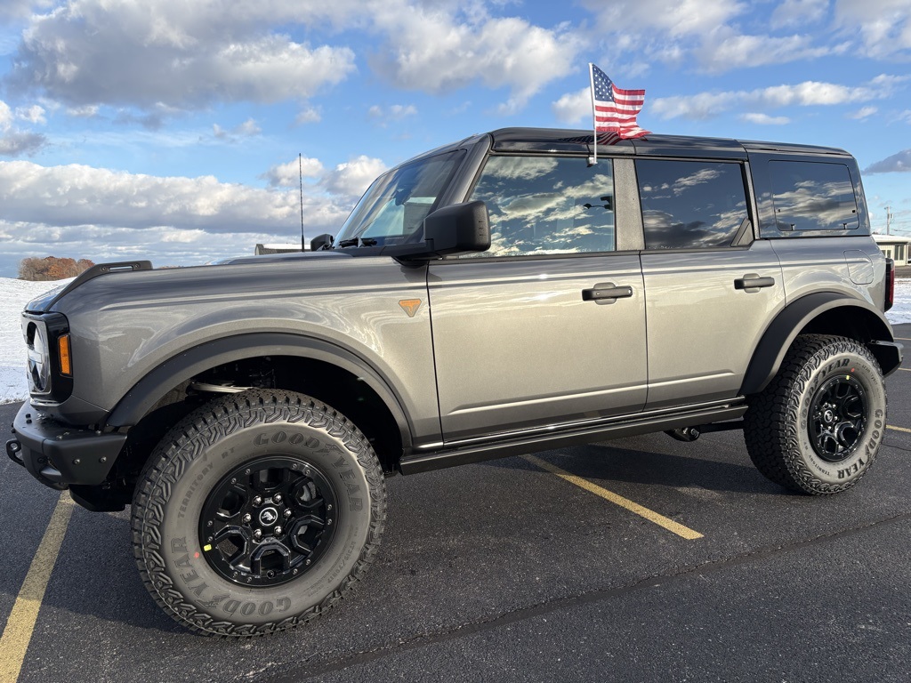 2025 Ford Bronco 4-Door Badlands's photo