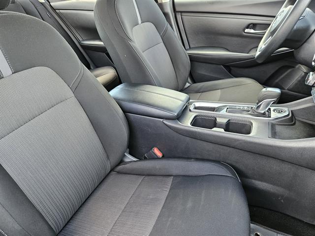 2024 Nissan Sentra SV photo 11