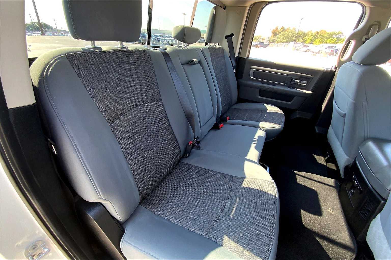 2016 Ram 1500 Lone Star photo 18