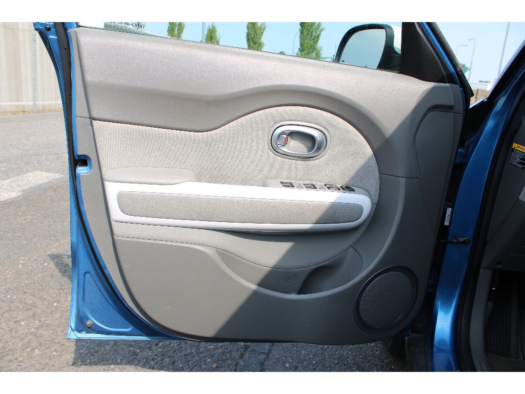 2017 Kia Soul EV photo 9