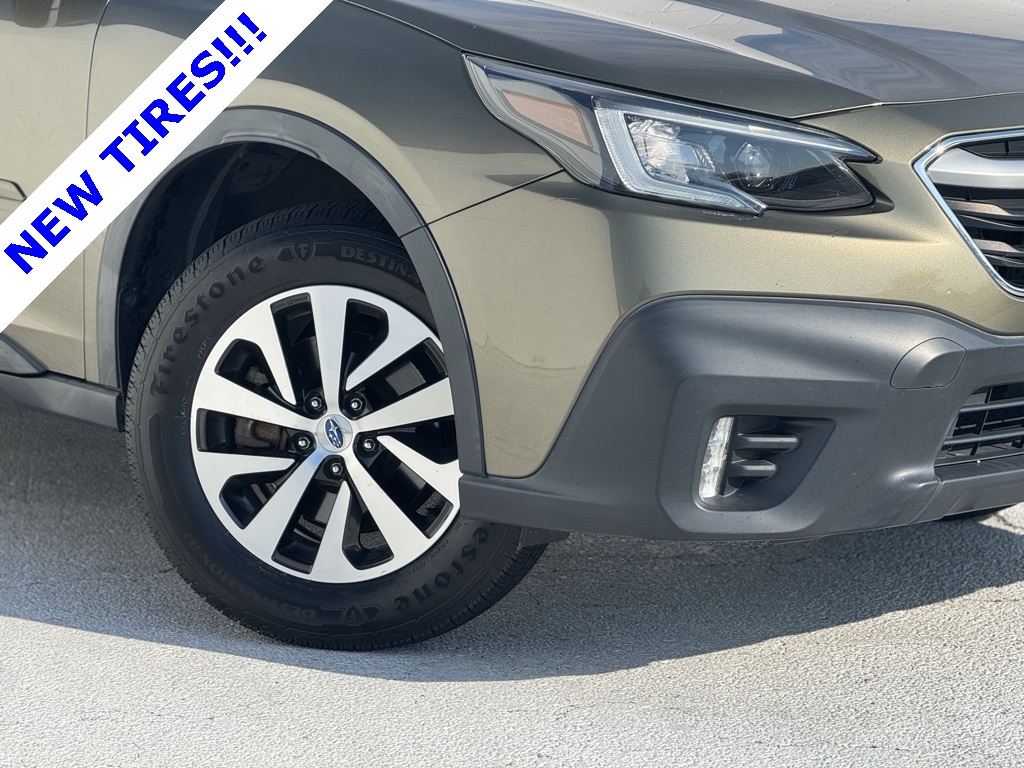 2020 Subaru Outback Premium photo 4
