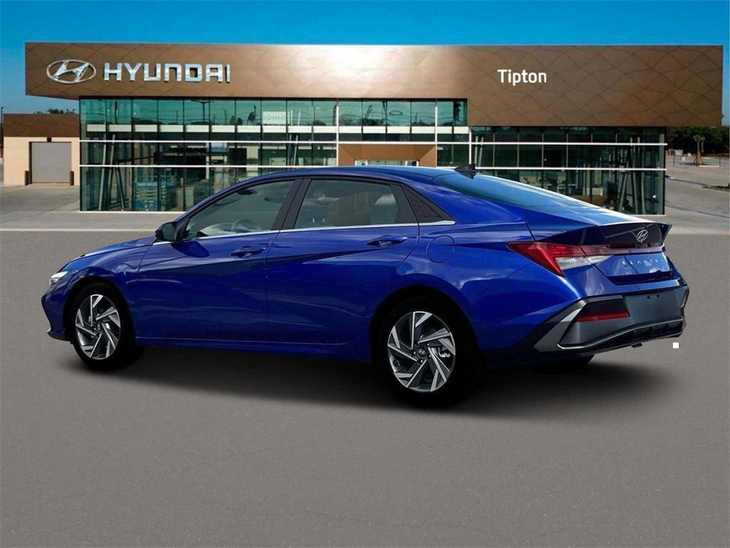 2025 Hyundai Elantra SEL Convenience photo 4
