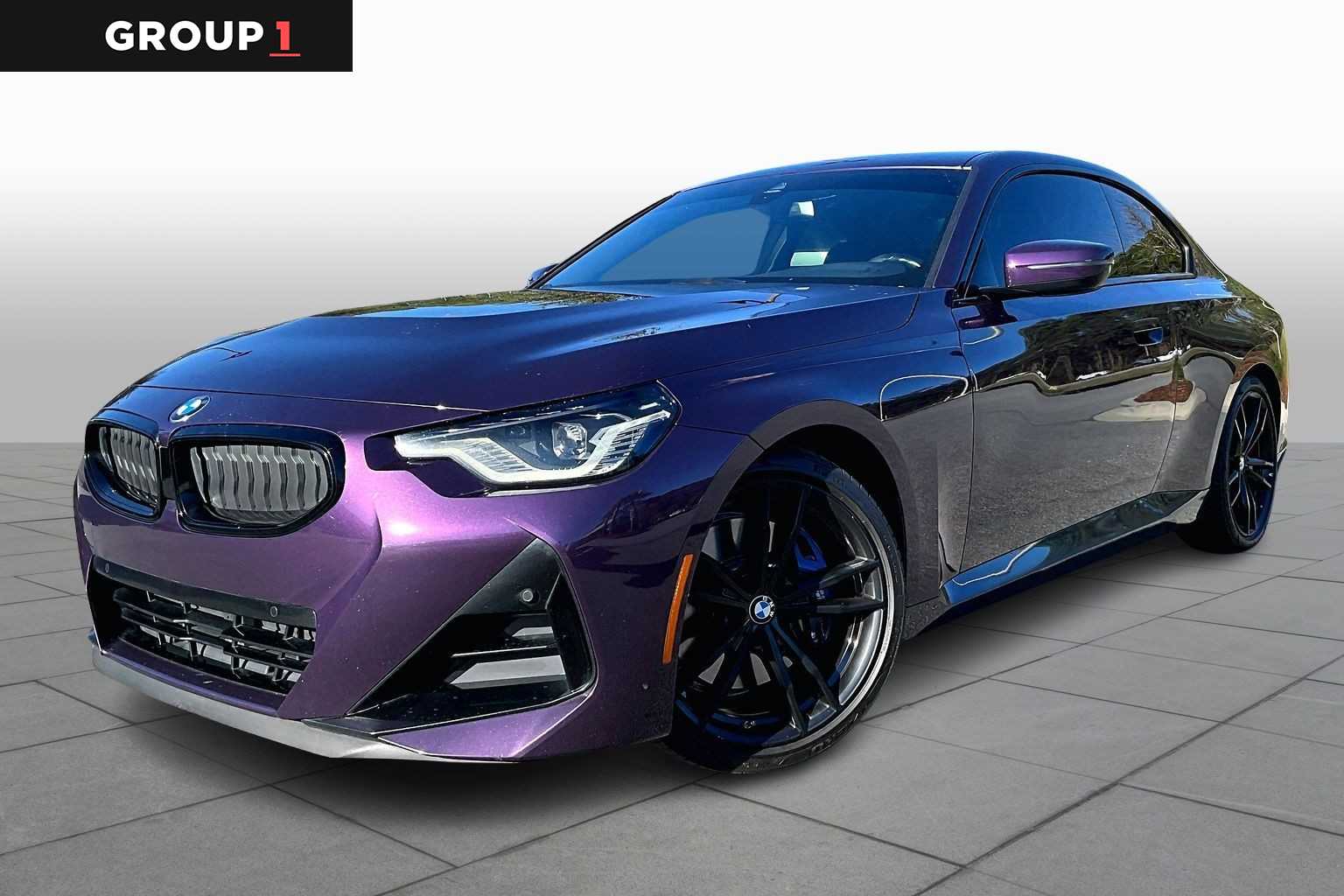 2022 BMW 2 Series 230i's photo