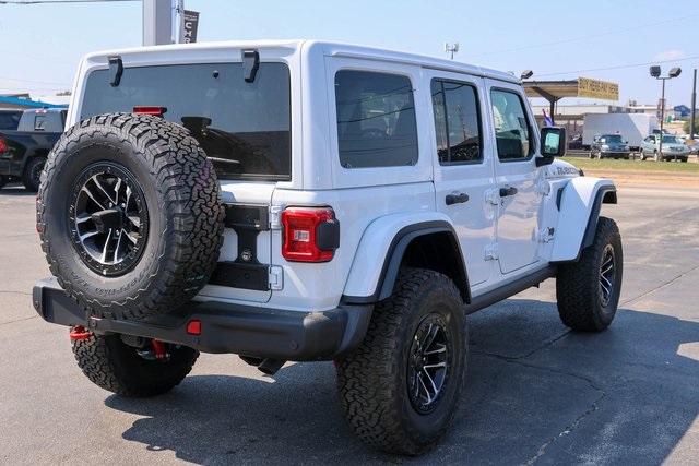 2025 Jeep Wrangler Rubicon X photo 2