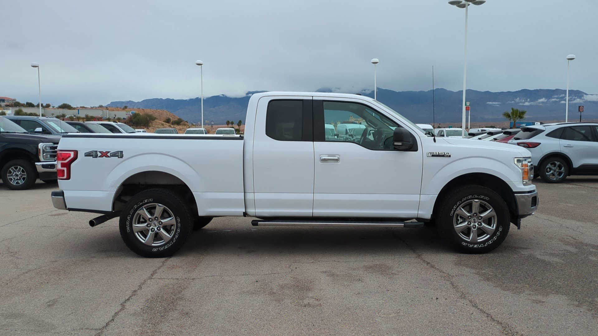2018 Ford F-150 XLT photo 2