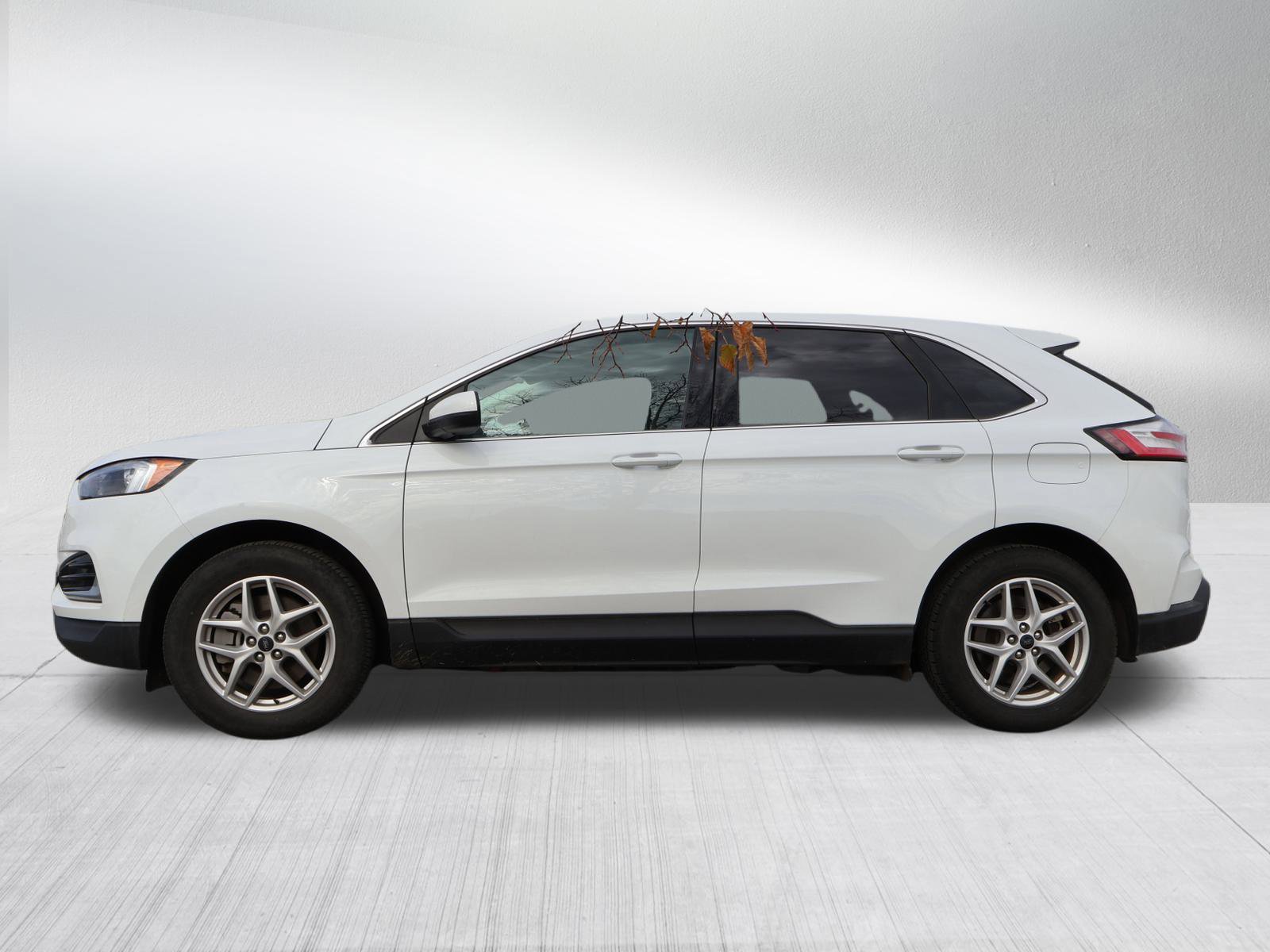2023 Ford Edge SEL photo 4