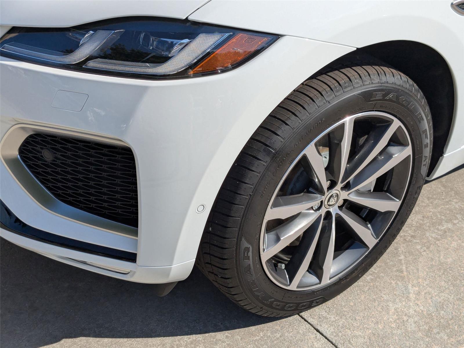 2026 Jaguar F-PACE P250 R-Dynamic S photo 7