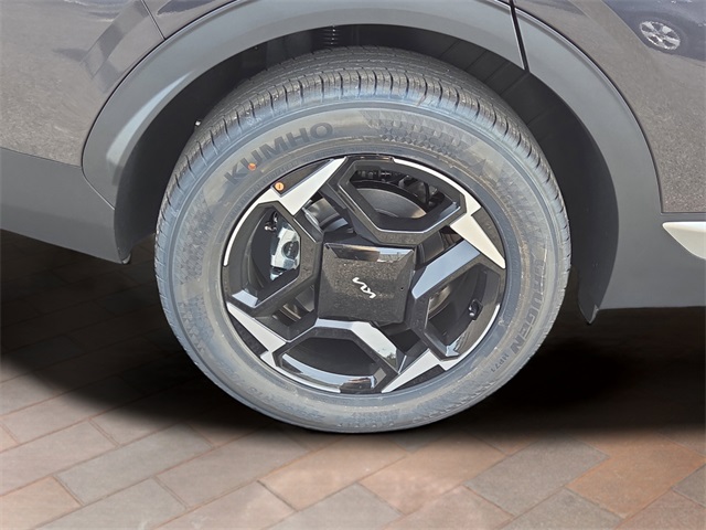 2026 Kia Sportage EX photo 2