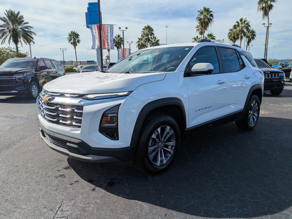 2025 Chevrolet Equinox photo 4