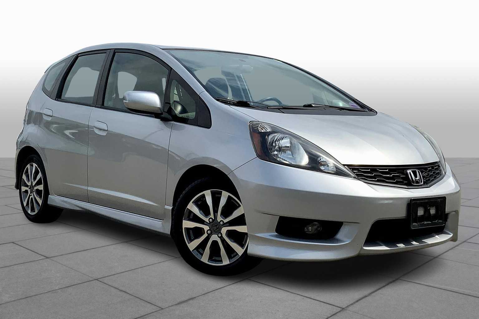 Used 2012 Honda Fit Sport with VIN JHMGE8H52CC011520 for sale in Saco, ME