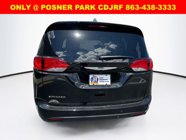 2026 Chrysler Voyager LX photo 6