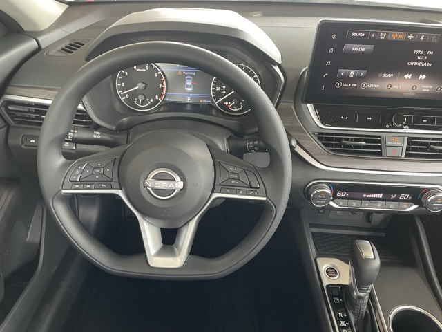 2025 Nissan Altima SV Special Edition photo 14