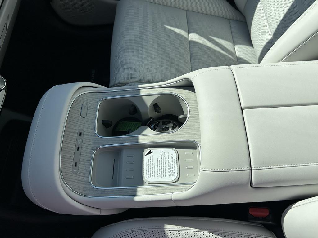 2026 Hyundai Palisade Calligraphy photo 17