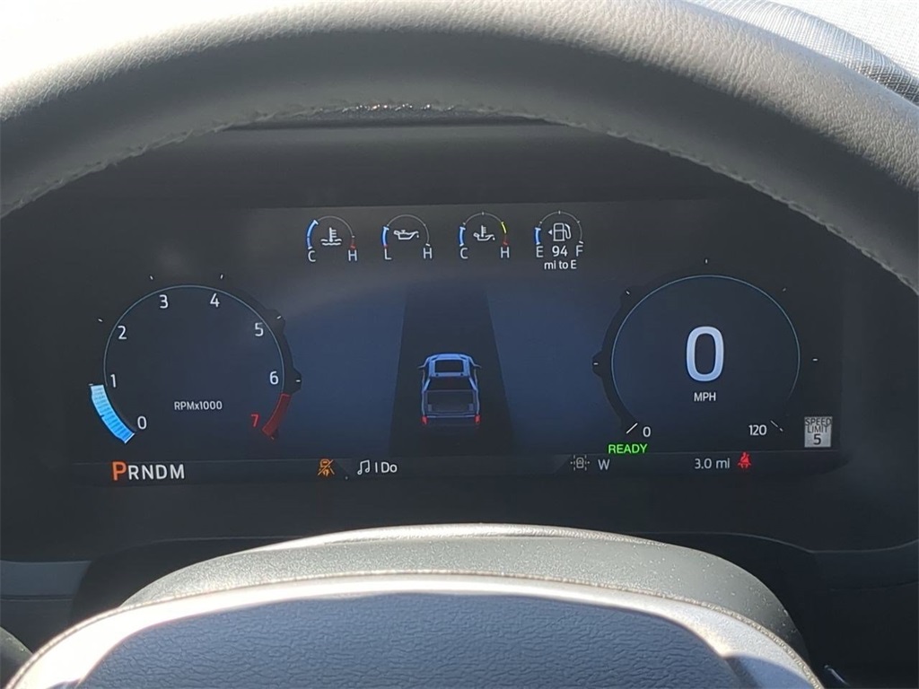 2025 Ford F-150 XLT photo 13
