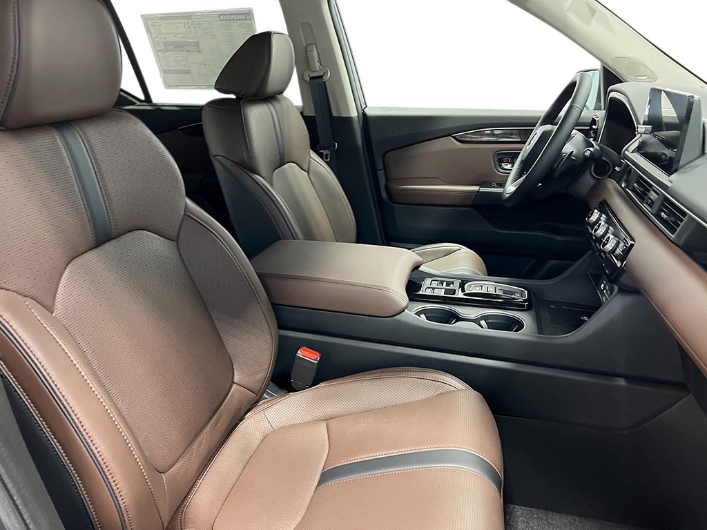 2025 Honda Pilot Elite photo 39