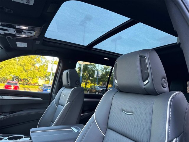 2025 Cadillac Escalade Sport photo 18