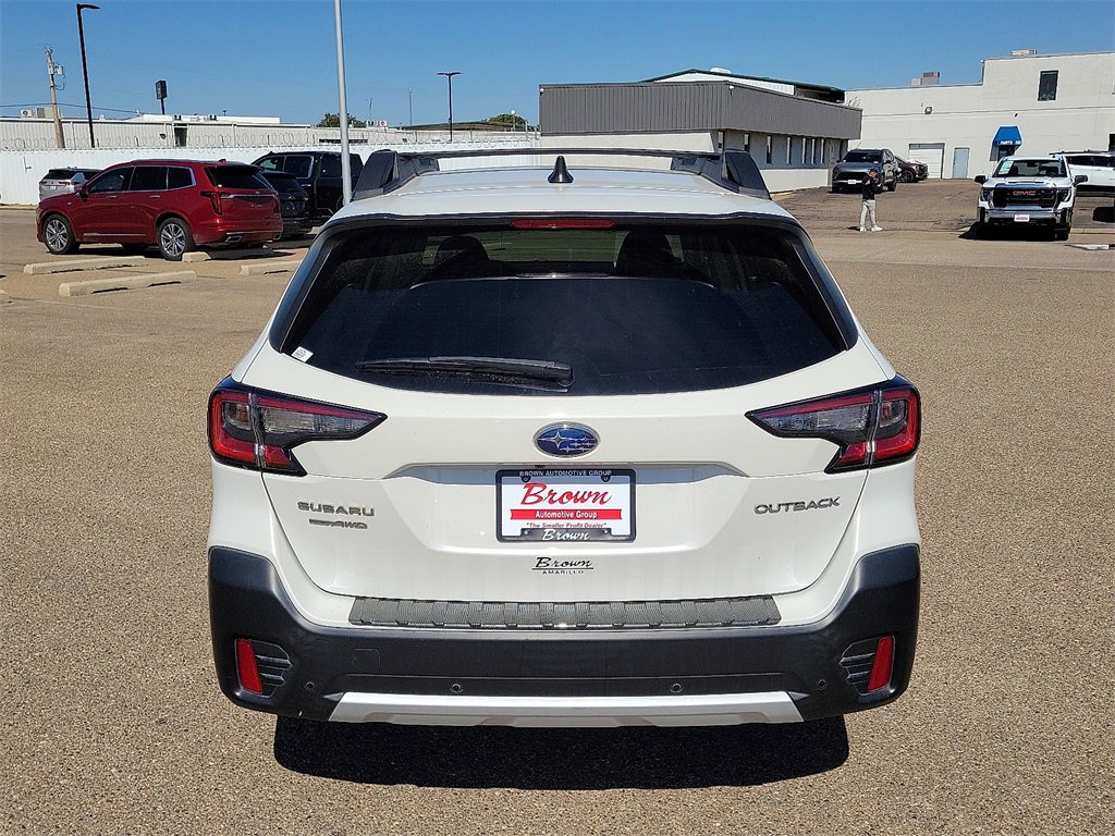 2022 Subaru Outback Limited photo 9