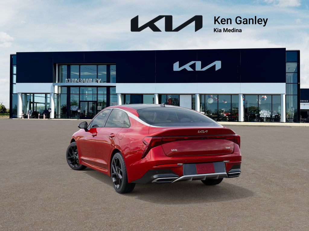 2026 Kia K5 GT-Line photo 3