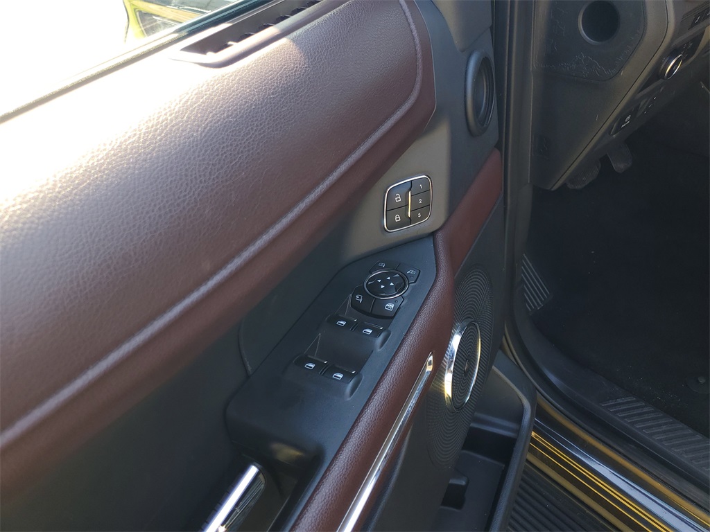 2024 Ford Expedition Limited photo 11