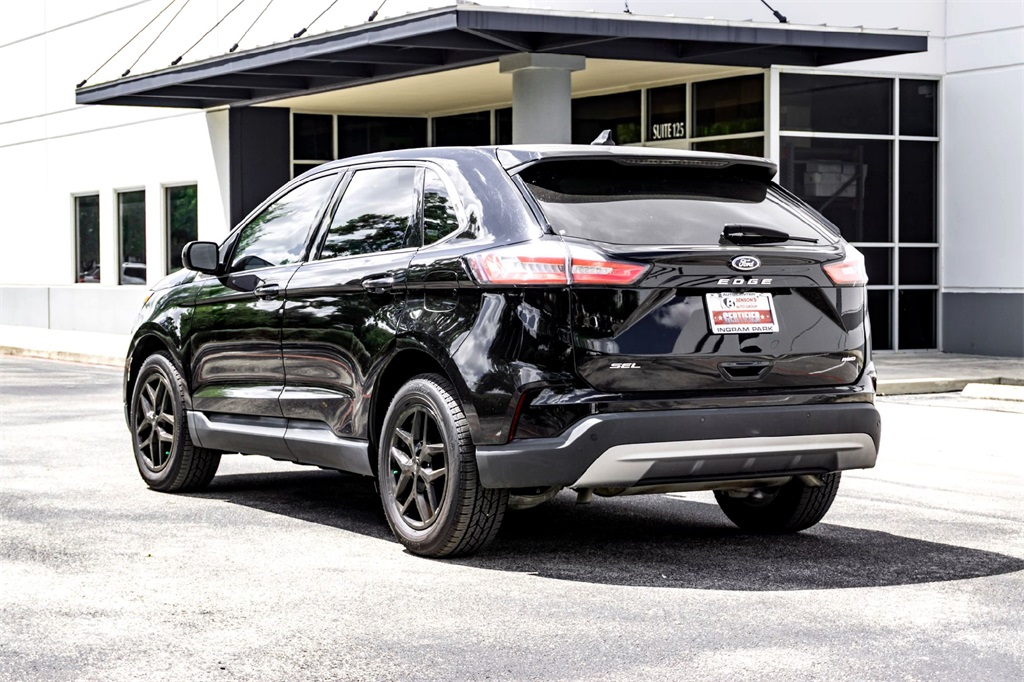 2024 Ford Edge SEL photo 6