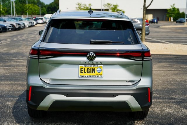 2025 Volkswagen Tiguan SE photo 26