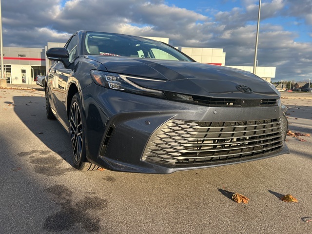 2026 Toyota Camry XLE photo 3