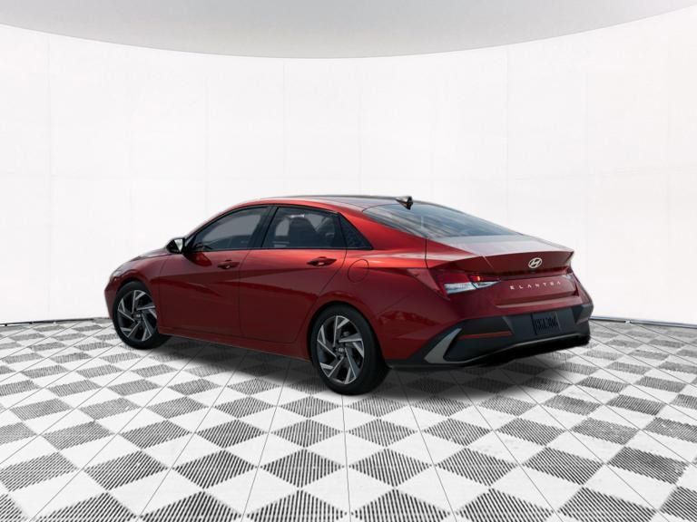 2025 Hyundai Elantra SEL Convenience photo 5