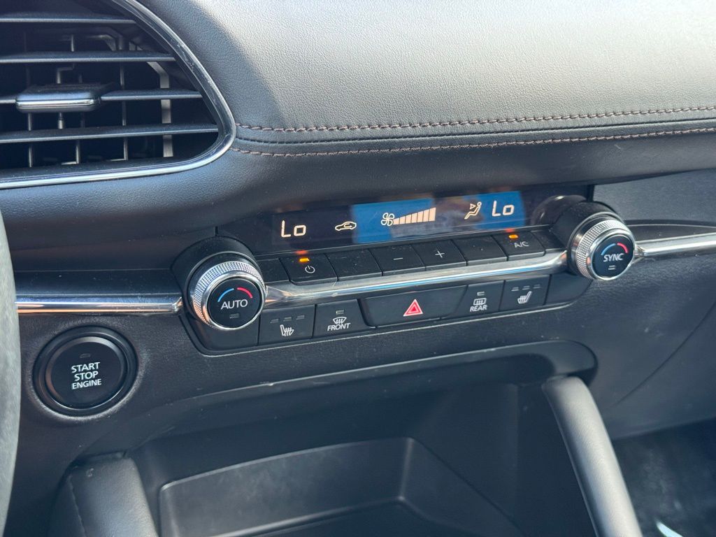 2021 Mazda Mazda3 Preferred photo 28