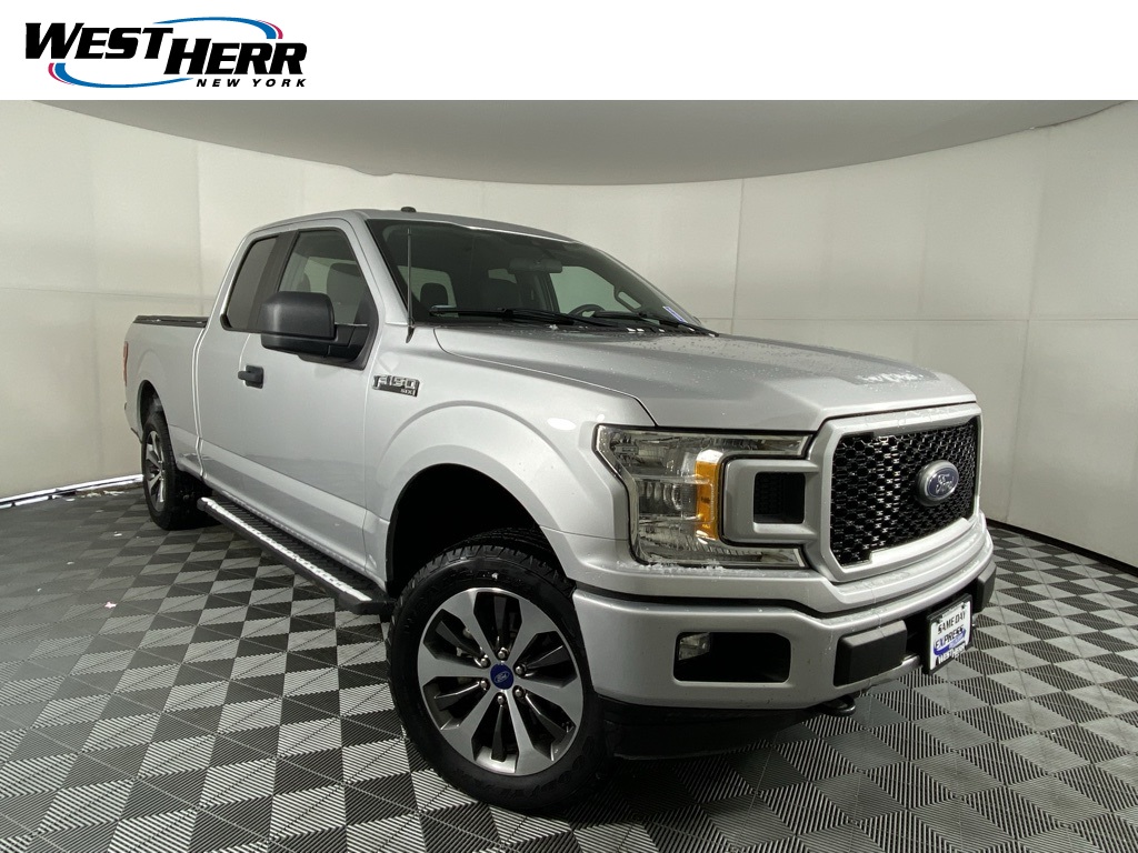2019 Ford F-150 XL's photo