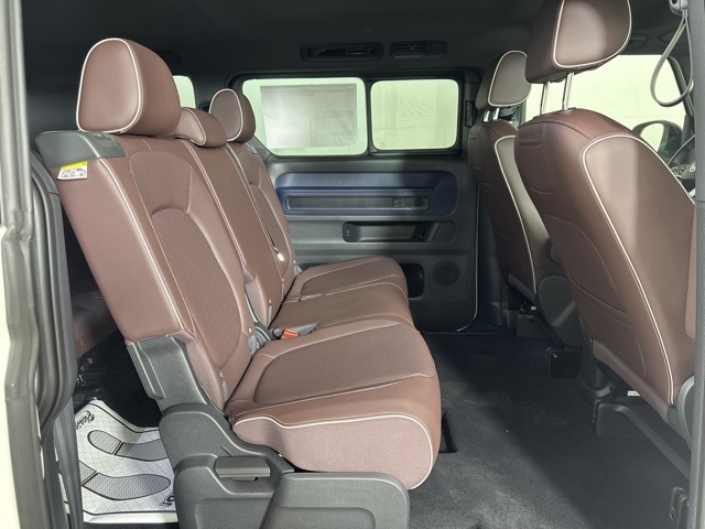 2025 Volkswagen ID. Buzz Pro S photo 5