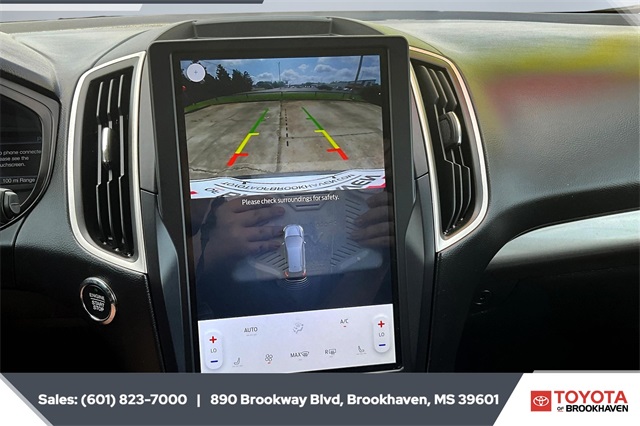 2023 Ford Edge SEL photo 14