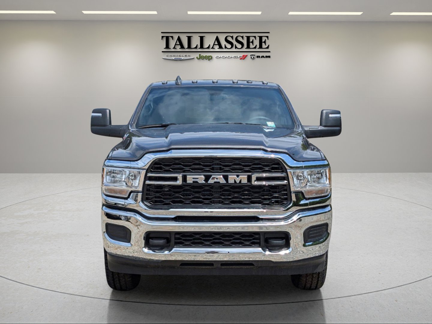 2024 Ram 2500 Tradesman photo 2