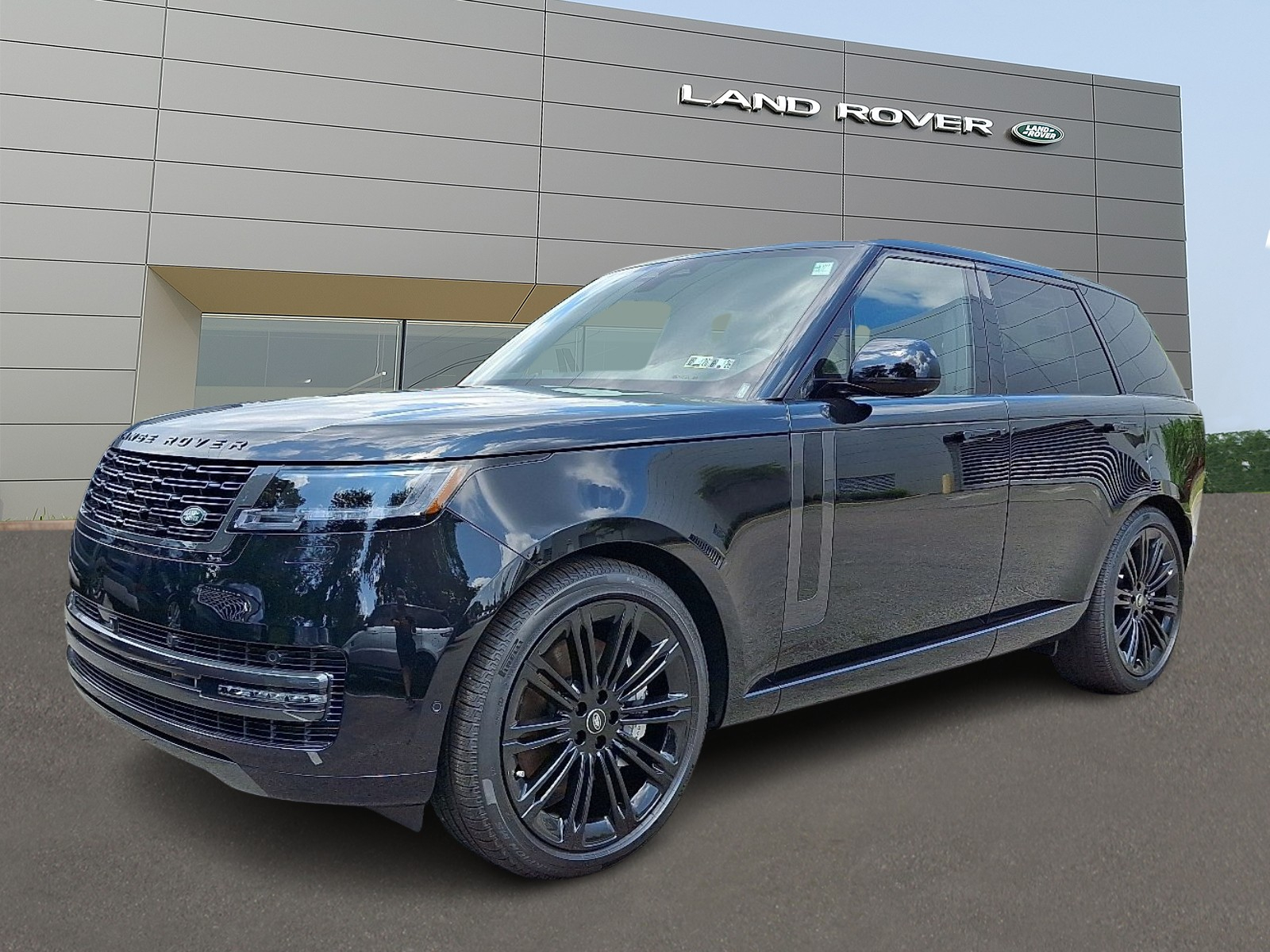 2025 Land Rover Range Rover SE's photo