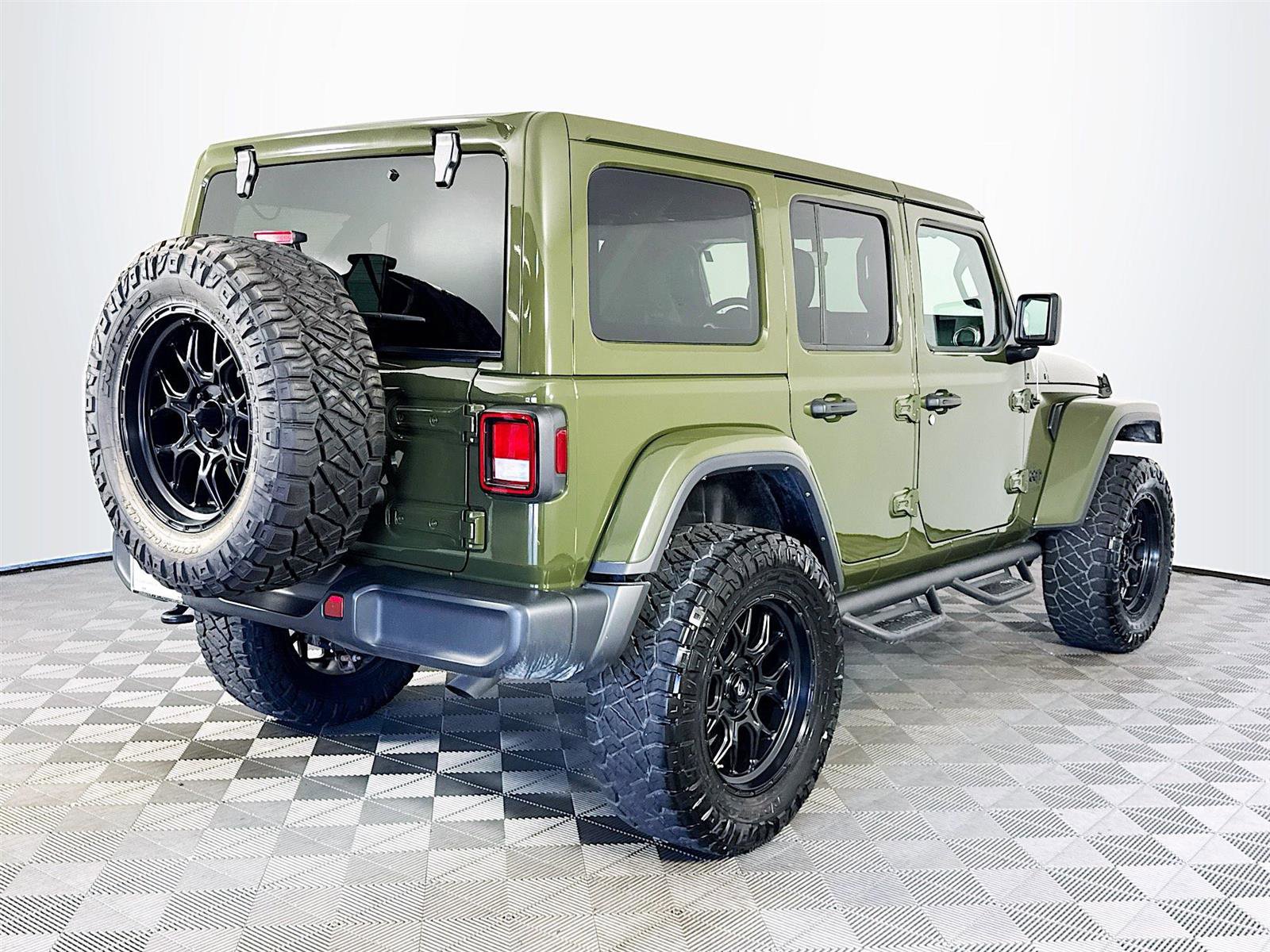 2022 Jeep Wrangler Unlimited Sahara photo 5