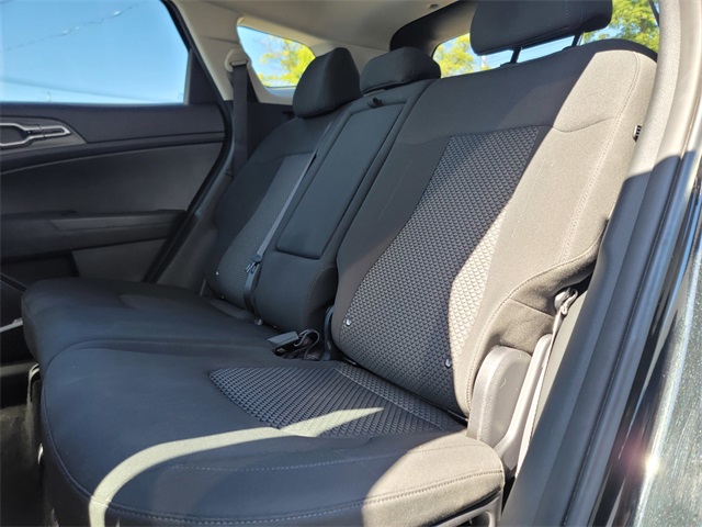 2023 Kia Sportage LX photo 13